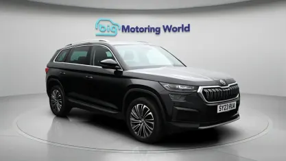 Begagnad Skoda Kodiaq SE L Executive 150 HK (110 kW) 2023 Svart SUV