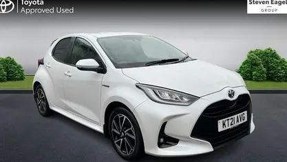 Used Toyota Yaris Hybrid Design 116 HP (85 kW) 2026 Hatchback