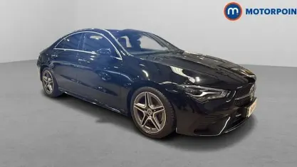 Käytetty Mercedes CLA200 Executive 163 HP (119 kW) 2024 Musta Sedan