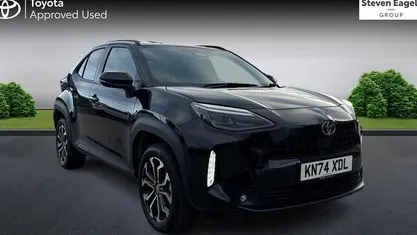 Used 2025 Toyota Yaris Hybrid Design Estate | £24,390 (Fair price)