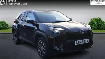 Used 2025 Toyota Yaris Hybrid Design Estate | £19,825 (Good price)