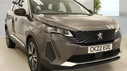 Used Peugeot 5008 Premium 131 HP (96 kW) 2022 Grey SUV