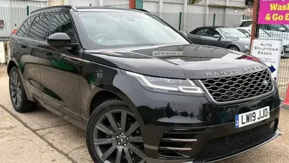 Second-hand Land Rover Range Rover Velar HSE Dynamic 241 CP (177 kW) 2019 Negru SUV