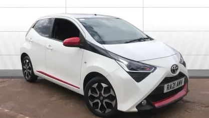 Gebraucht Toyota Aygo Trend 72 PS (52 kW) 2021 Weiß Kleinwagen