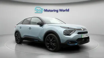 Used Citroën e-C4 Shine 100 kW (136 HP) 2022 Blue Hatchback