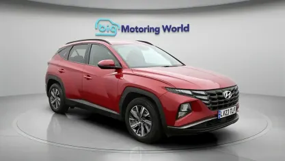 Used Hyundai Tucson SE 180 HP (132 kW) 2023 Red SUV