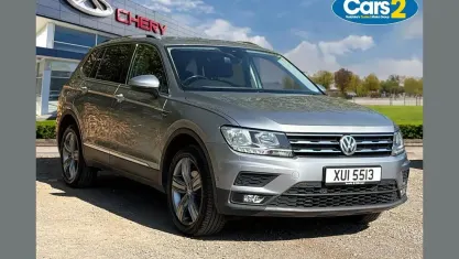 Usado VW Tiguan Allspace Match 150 HP (110 kW) 2021 Prateado SUV