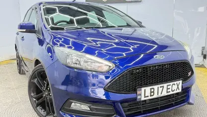 Begagnad Ford Focus ST 185 HK (136 kW) 2016 Halvkombi