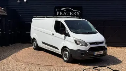 Usado Ford Transit Custom 105 HP (77 kW) 2017 Branco Van