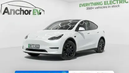 Used Tesla Model Y Long Range AWD 286 kW (389 HP) 2025 SUV