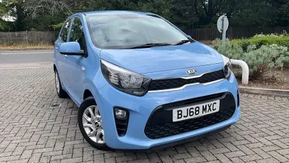 Used Kia Picanto 67 HP (49 kW) 2018 Blue Hatchback