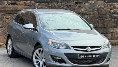 Used Vauxhall Astra SRi 116 HP (85 kW) 2012 Estate