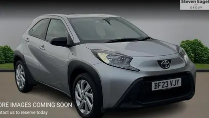 Used Toyota Aygo X PURE 72 HP (52 kW) 2025 SUV