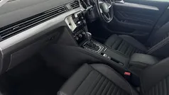 Used 2023 VW Passat SEL Estate | £19,553 (Fair price)