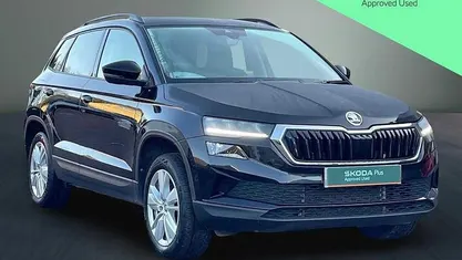 Used 2024 Skoda Karoq SE Drive SUV | £22,260 (Fair price)