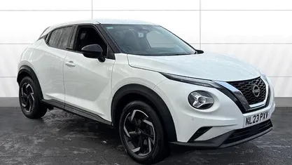 White Used 2023 Nissan Juke N-Connecta SUV | £14,084 (Fair price)