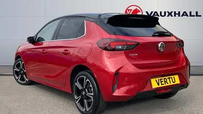 Second-hand Vauxhall Corsa Ultimate 101 CP (74 kW) 2023 Roșu Hatchback