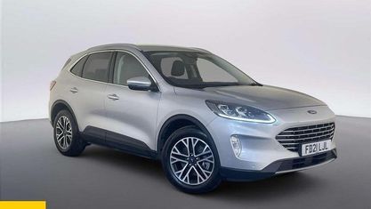 Używany Ford Kuga Titanium 224 KM (164 kW) 2020 Srebrny SUV