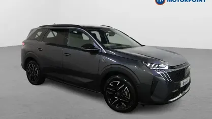 Usado Peugeot 5008 GTi 145 HP (106 kW) 2025 Cinzento SUV
