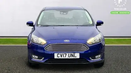Used Ford Focus Titanium 125 HP (91 kW) 2017 Blue Hatchback