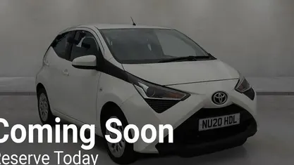 White Used 2020 Toyota Aygo X-play Hatchback | £9,099 (Fair price)