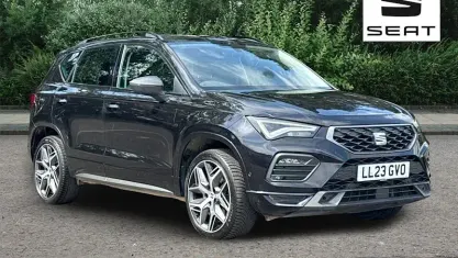 Begagnad Seat Ateca FR Sport 150 HK (110 kW) 2023 Svart SUV