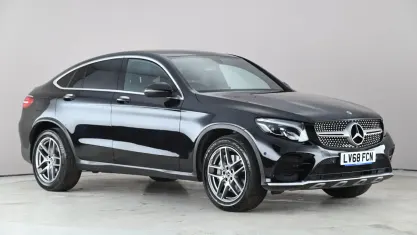 Usado Mercedes GLC250 AMG line 211 HP (155 kW) 2018 Preto Coupé
