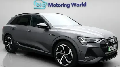 Usado Audi e-tron Black Edition 300 kW (408 CV) 2022 SUV