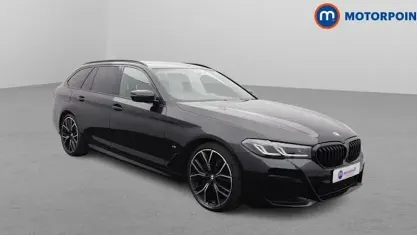 Begagnad BMW 520 M Sport 190 HK (139 kW) 2022 Svart Kombi