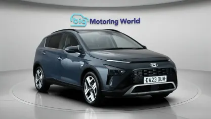 Used Hyundai Bayon Premium 101 HP (74 kW) 2023 Grey SUV