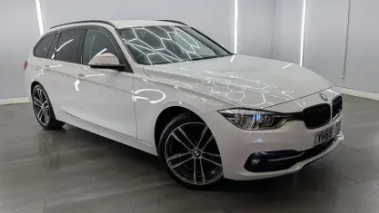 Begagnad BMW 318 Sport Line 150 HK (110 kW) 2019 Vit Kombi