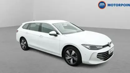 Used VW Passat Life 204 HP (150 kW) 2025 White Estate