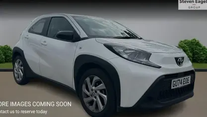 Usado Toyota Aygo X PURE 72 HP (52 kW) 2025 SUV