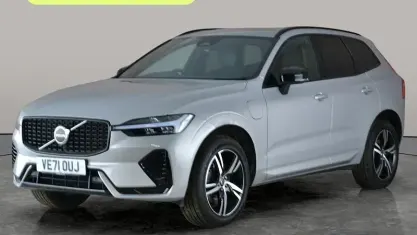 Usado Volvo XC60 R-Design 340 HP (250 kW) 2021 SUV