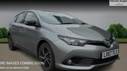 Used Toyota Auris Hybrid 136 HP (100 kW) 2017 Hatchback