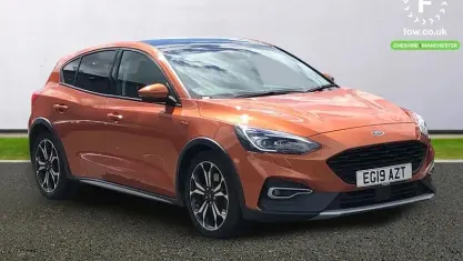 Used Ford Focus Active X 150 HP (110 kW) 2019 Orange Hatchback