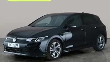 Usado VW Golf VIII R-line 150 CV (110 kW) 2023 Negro Utilitario