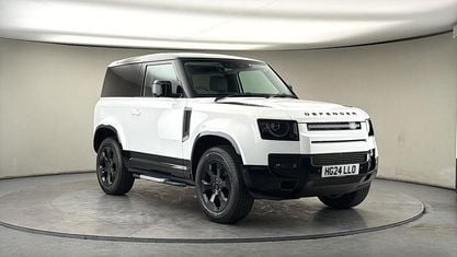Used Land Rover Defender HSE Dynamic 250 HP (183 kW) 2024 Fuji white SUV