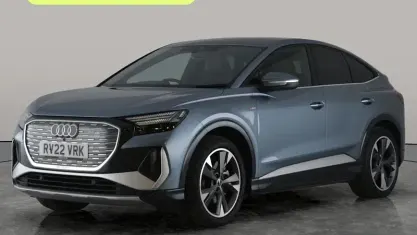 Begagnad Audi Q4 Sportback e-tron S-Line 219 kW (299 HK) 2022 Blå SUV