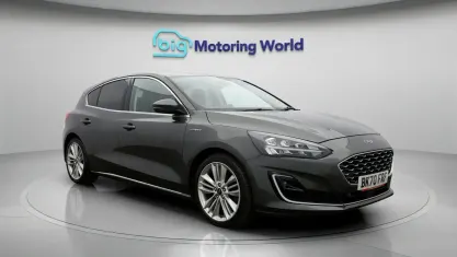 Used Ford Focus Vignale 120 HP (88 kW) 2020 Grey Hatchback