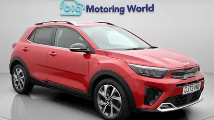Second-hand Kia Stonic GT-Line 120 CP (88 kW) 2023 Roșu SUV