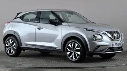 Used Nissan Juke Acenta 114 HP (83 kW) 2023 Silver SUV