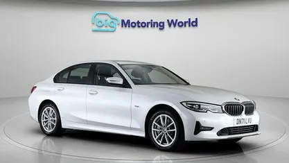 Used 2021 BMW 330e Sedan | £18,300 (Fair price)