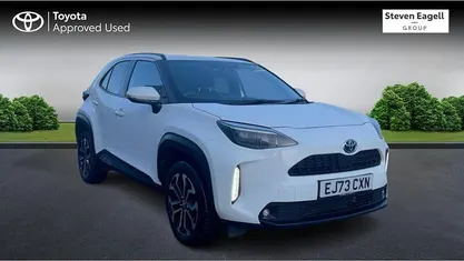 Used 2025 Toyota Yaris Hybrid Design Estate | £22,300 (Fair price)