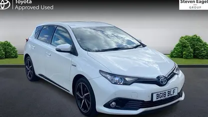 Used Toyota Auris Hybrid Design 136 HP (100 kW) 2019 Hatchback