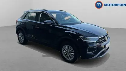 Usado VW T-Roc Life 150 HP (110 kW) 2024 SUV