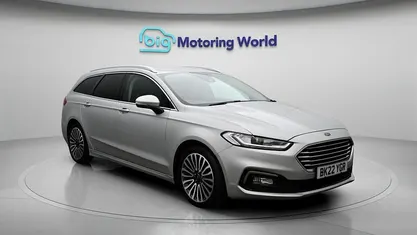 Used Ford Mondeo Titanium 188 HP (138 kW) 2021 Silver Estate