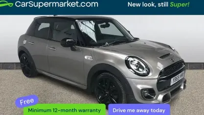 Używany Mini Cooper S Hatch 192 KM (141 kW) 2019 Srebrny Hatchback