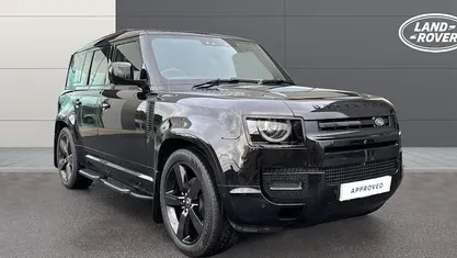 Used Land Rover Defender SE Dynamic 249 HP (183 kW) 2025 Estate