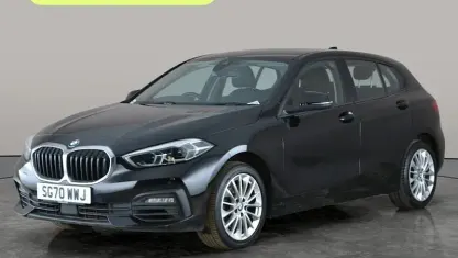 Begagnad BMW 118 Comfort Edition 140 HK (102 kW) 2020 Svart Halvkombi
